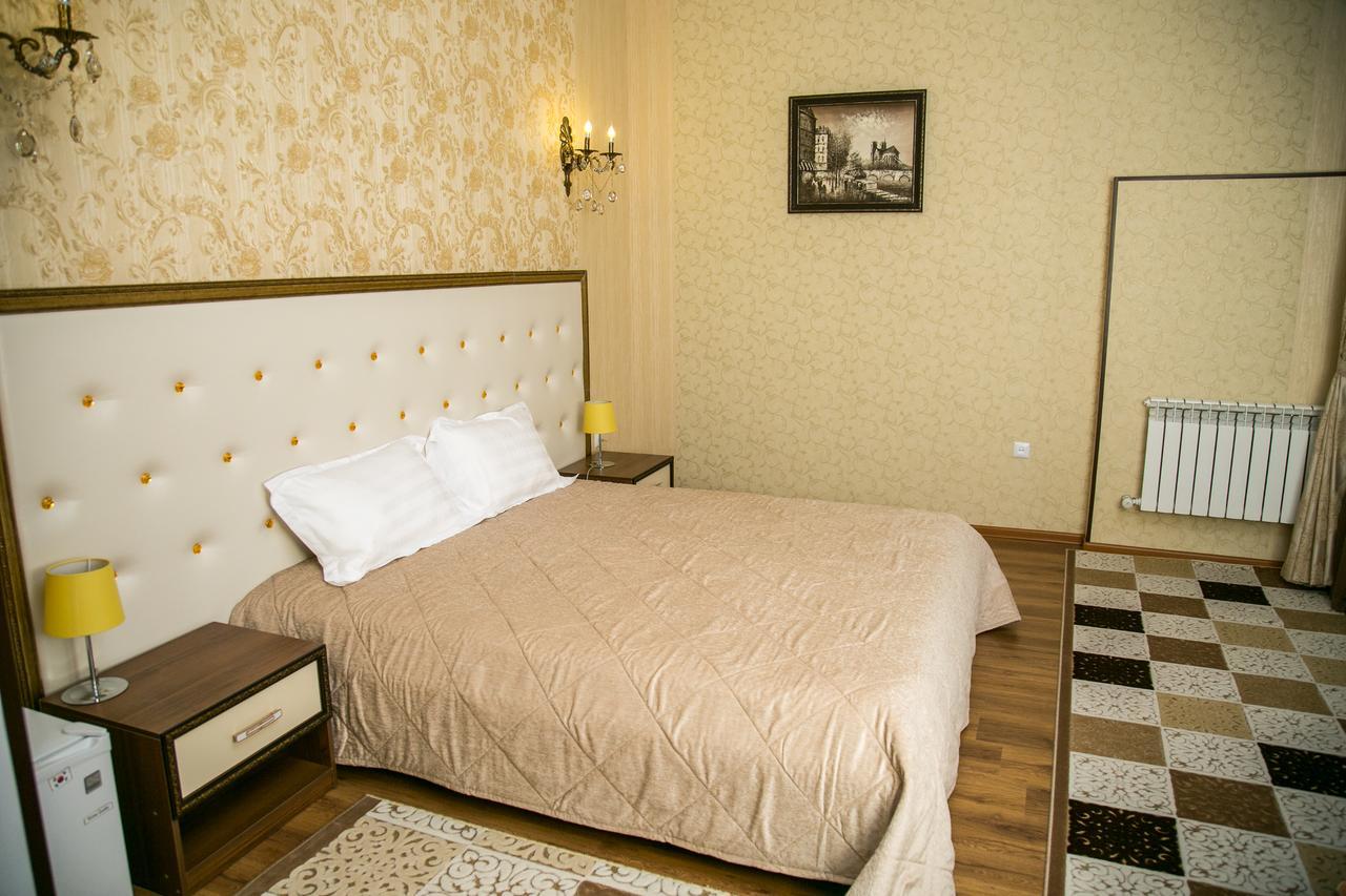 Complex Bella Vista Hotel Kyzylorda Eksteriør billede