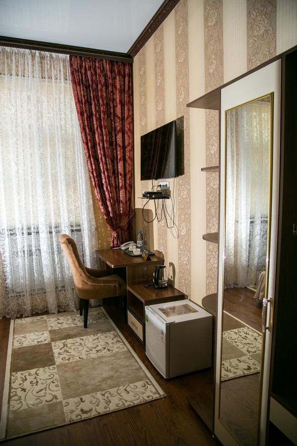 Complex Bella Vista Hotel Kyzylorda Eksteriør billede