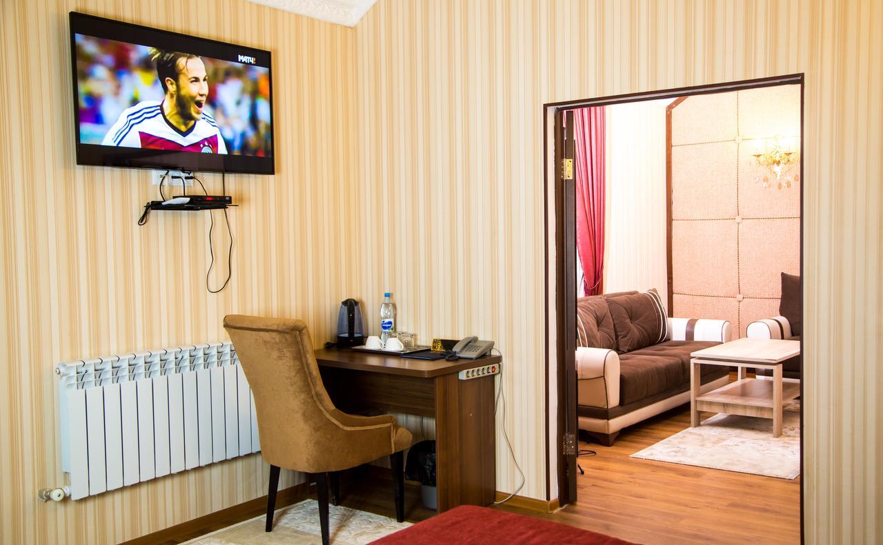 Complex Bella Vista Hotel Kyzylorda Eksteriør billede